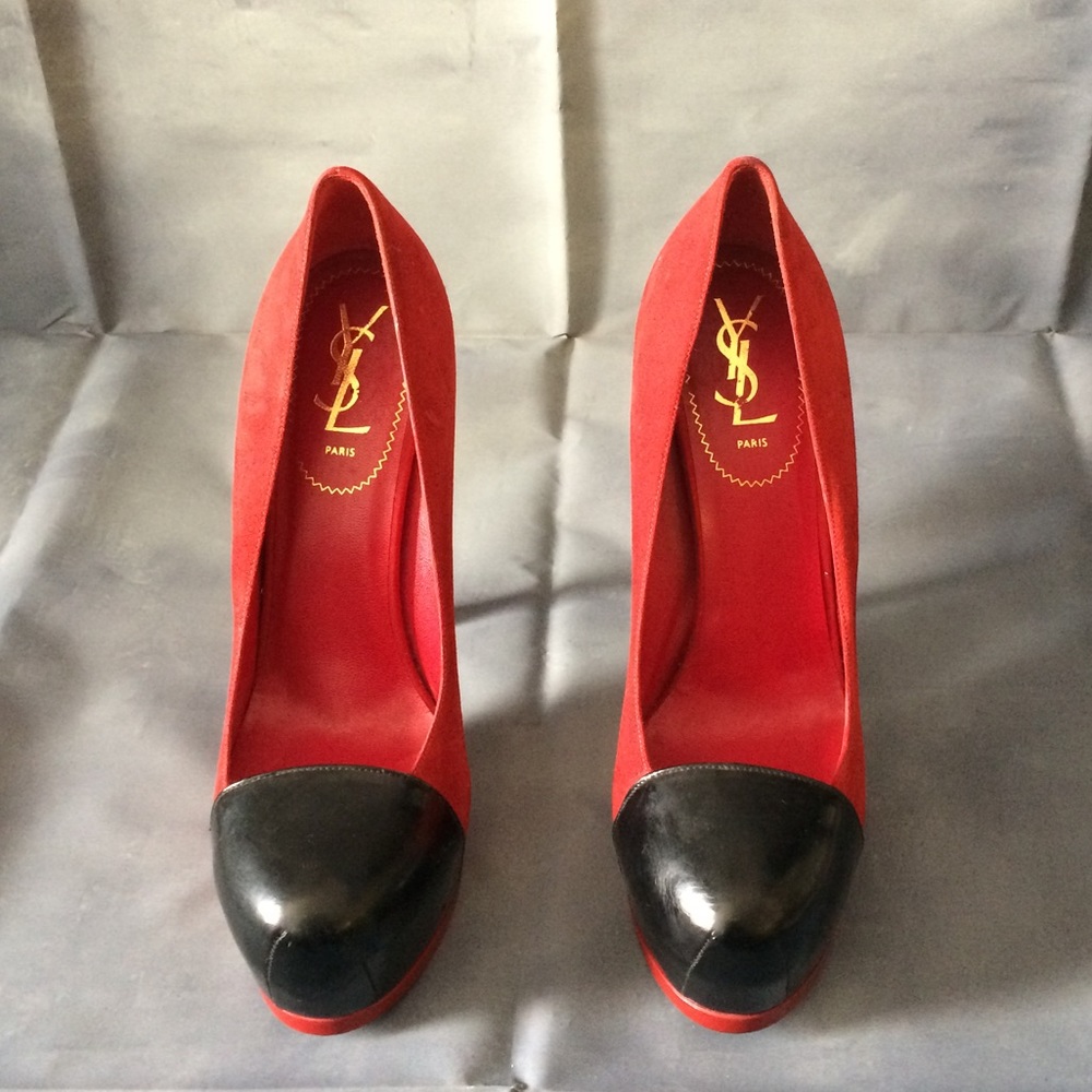 Yves Saint Laurent platform pump heels
